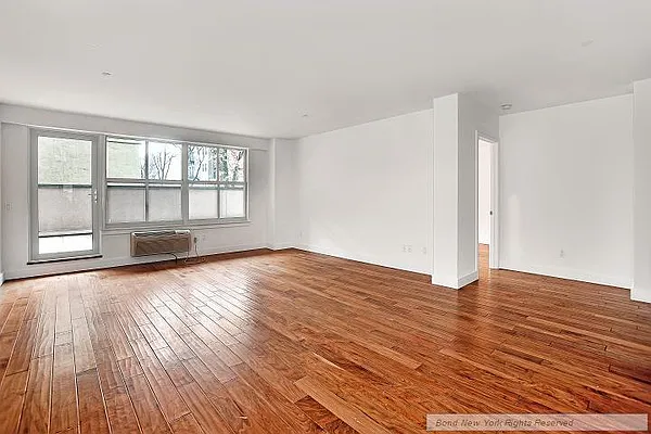 Sold by Bond New York | media 14
