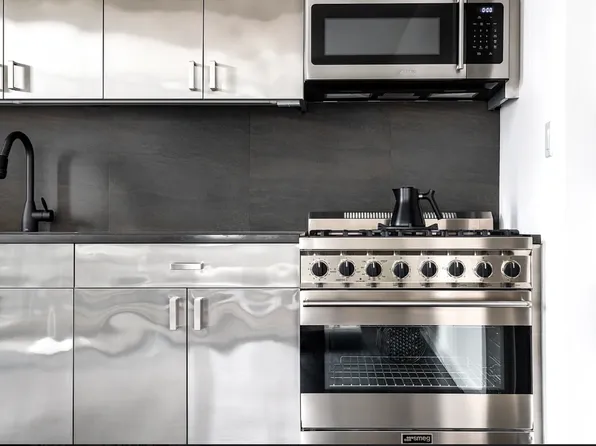 37-40 27th Street image 2 of 11