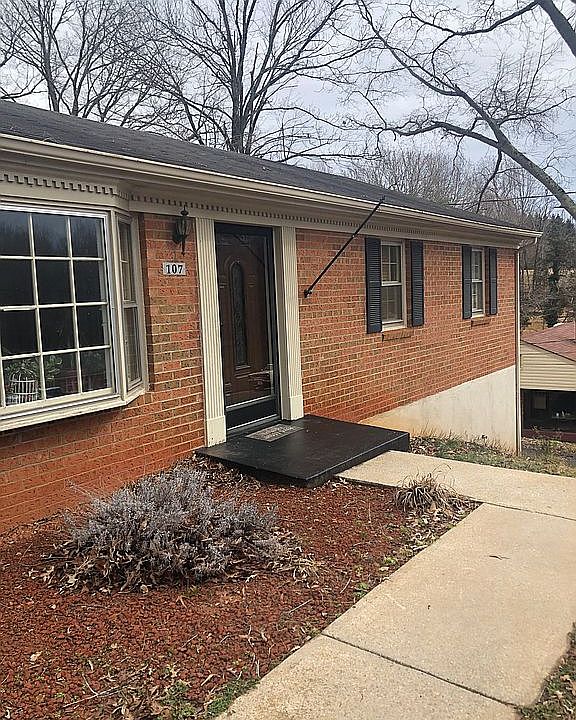 1st image of 107 Westhaven Dr