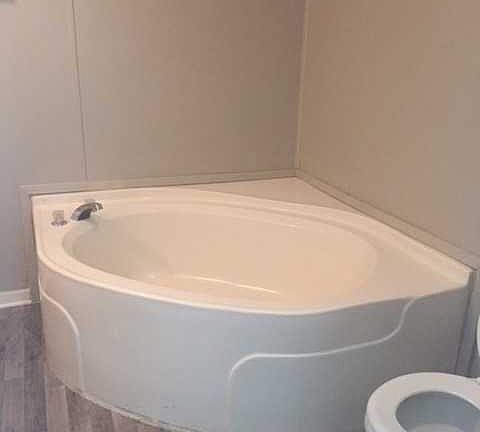 5th image of 8440 W Saddlebrook Dr
