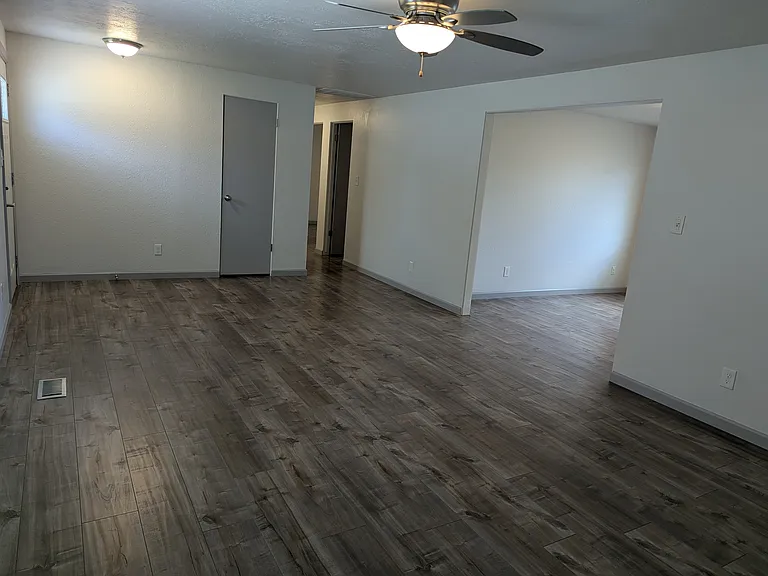 2025 N Workland Dr — Photo 7