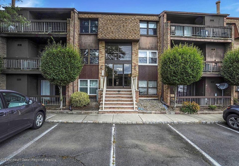 1st image of 338 Sharon Garden Ct #338