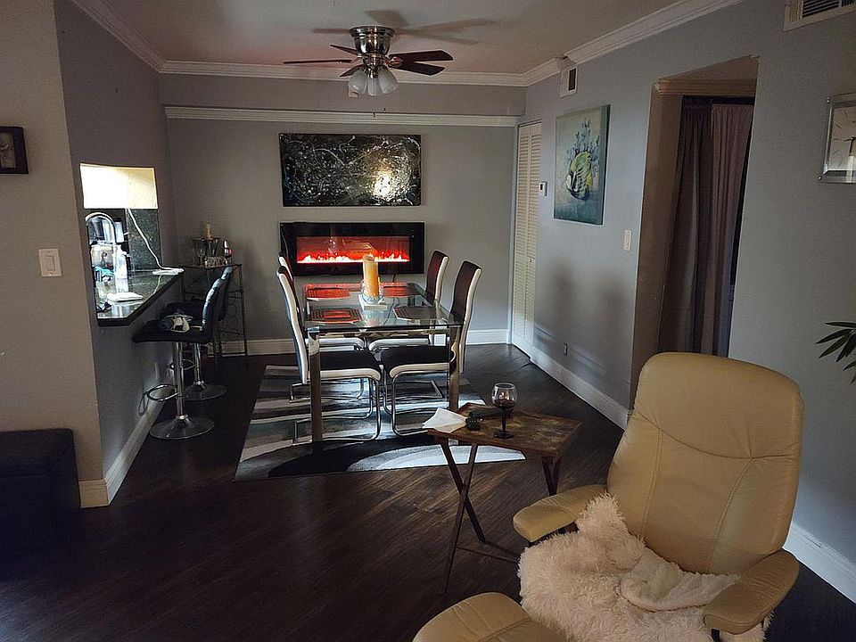 1st image of 115 Gardens Dr APT 101