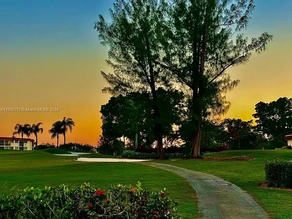 8901 S Hollybrook Blvd APT 105, Hollywood, FL 33025