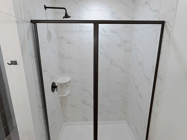 Linz Luxury Living — Photo 121