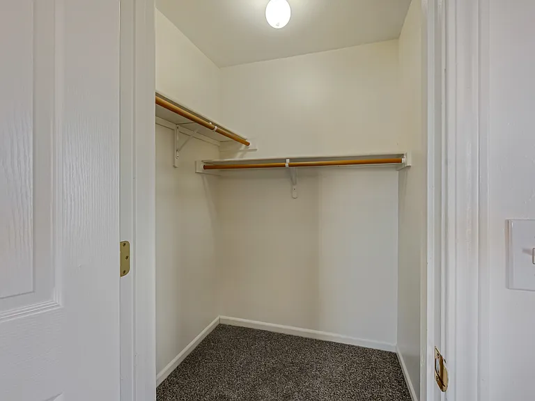 1201 Deseret Dr — Photo 7