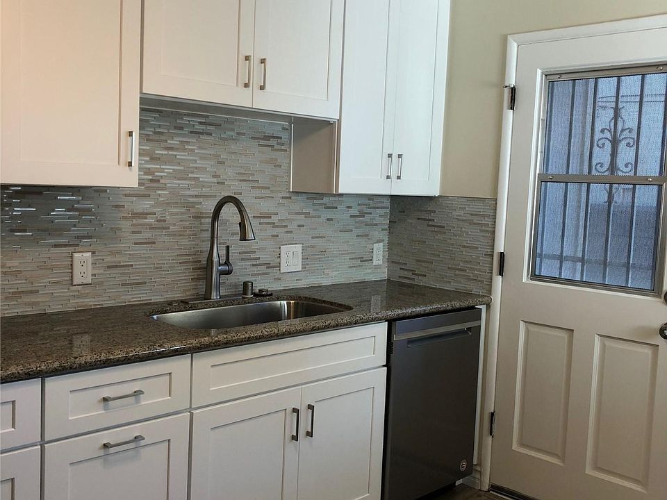 1st image of 509 N Valencia Pl
