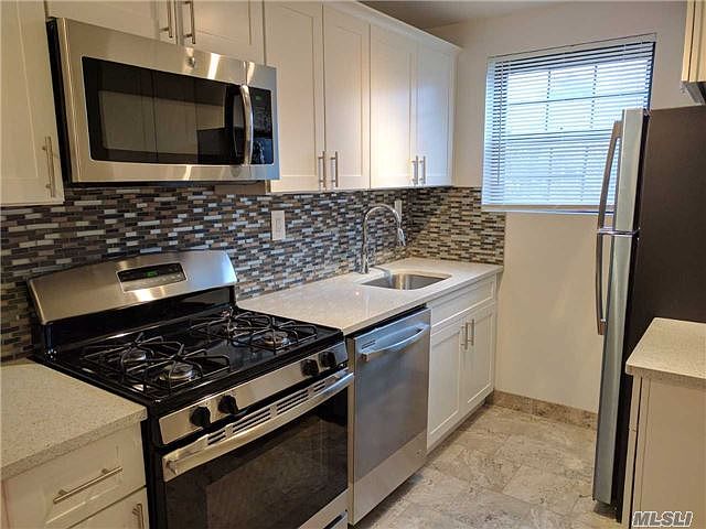1st image of 6956 138th St