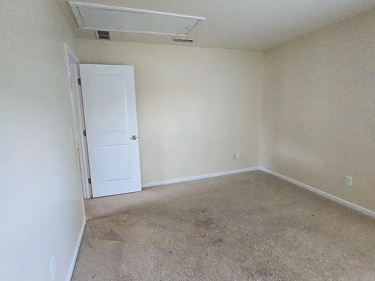 122 Windrush Ln — Photo 43