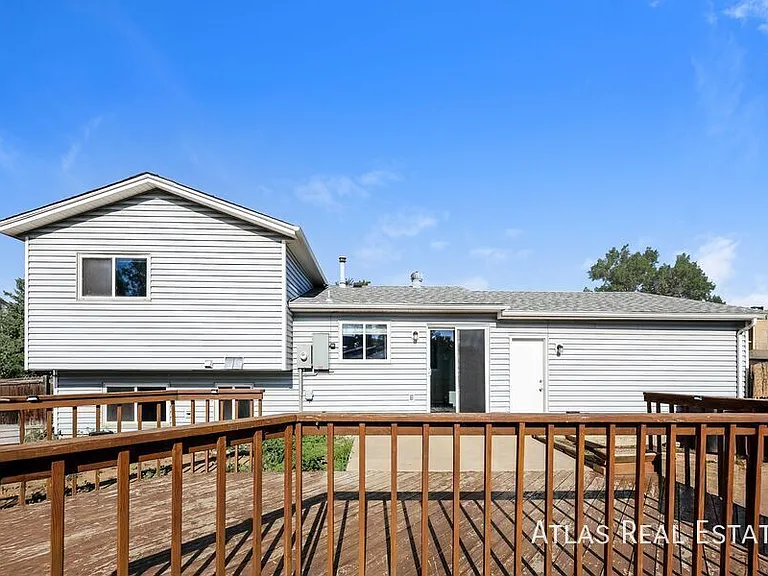 11194 Forest Ave — Photo 14
