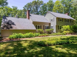 19 Horizon Dr, Bedford, NH 03110
