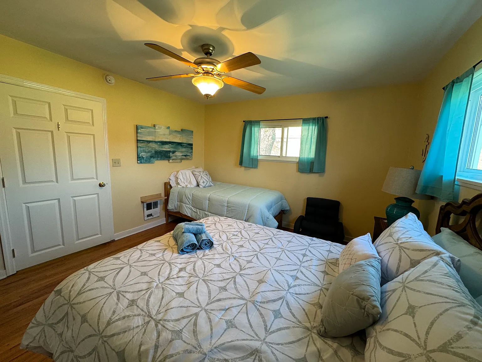 2 bed, 1000 sqft, $1,600 — Photo 4