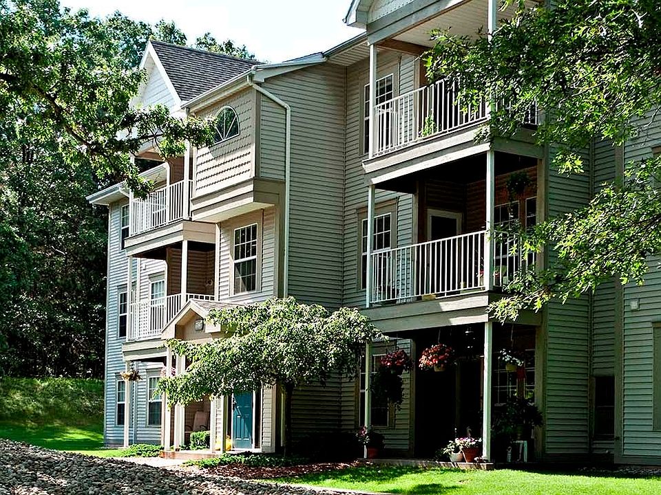 1st image of 7769 Kenmure Dr APT 10
