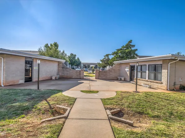 Quail Plaza Apartments