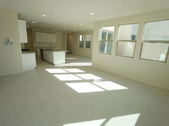 3rd image of 707 Merit Dr