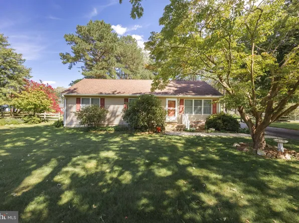 201 Fawn Dr, Salisbury, MD 21804