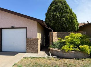 32 Bent Tree Rd APT C, Roswell, NM 88201