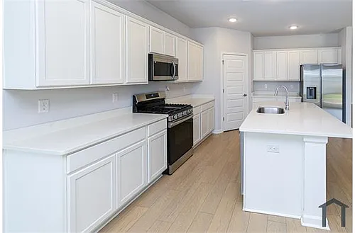 306 Susan Lynn Dr Photo 1