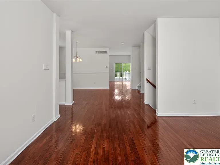 4207 Yorktown Rd — Photo 17