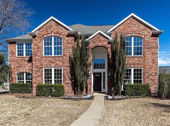 2nd image of 14 Sunrise Ct
