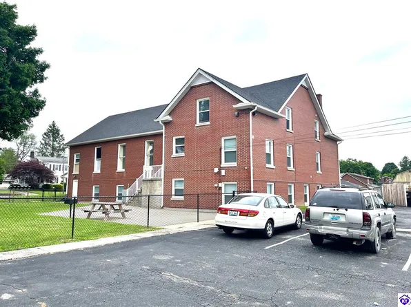 216 S Lincoln Blvd, Hodgenville, KY 42748