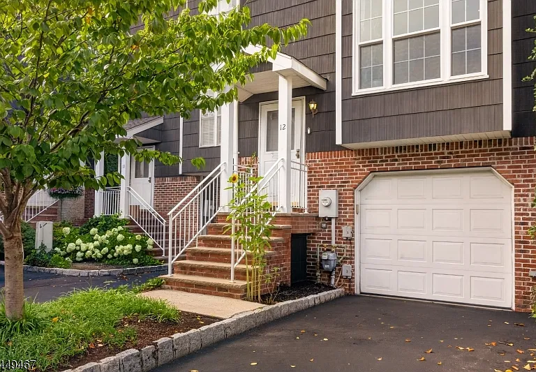 100 Glen Ridge Ave #12 — Photo 2
