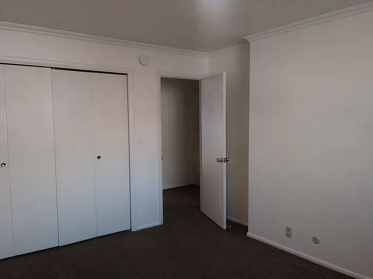 2734 N Edgewood Dr — Photo 12