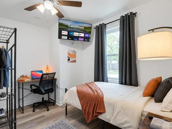 (undisclosed Address), Irving, TX 75062