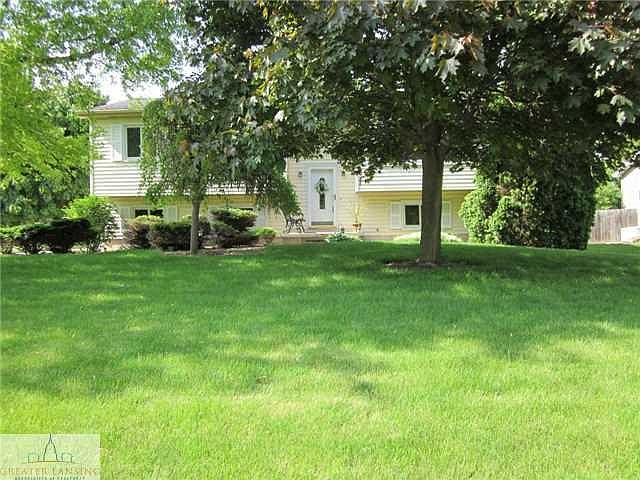 1st image of 3482 Parkwood Dr