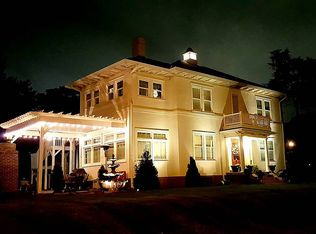 610 S Hawthorne Rd, Winston Salem, NC 27103