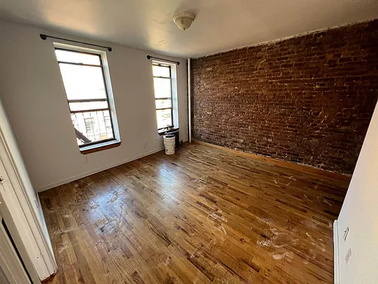 Rented by Best Apartments North Inc | media 12