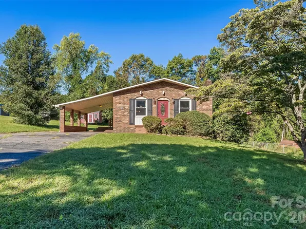 2480 Raintree St, Connelly Springs, NC 28612