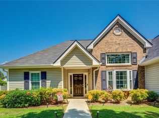 4045 Brushymill Ct, Loganville, GA 30052