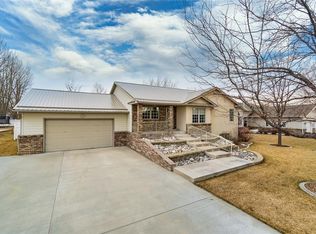 510 Sherwood Dr, Columbus, MT 59019