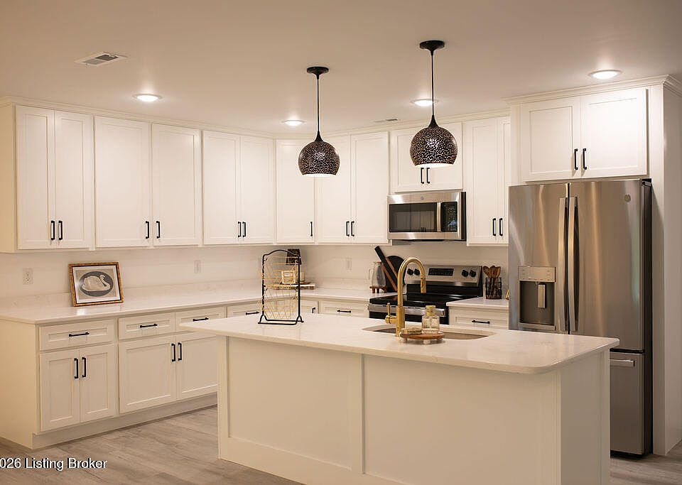 1st image of 116 Sweet Grass Ct