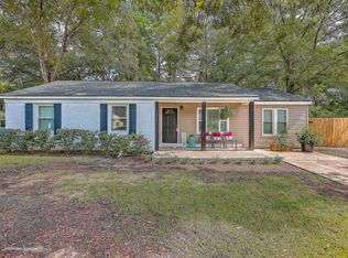 7678 Chippendale Rd, North Charleston, SC 29420