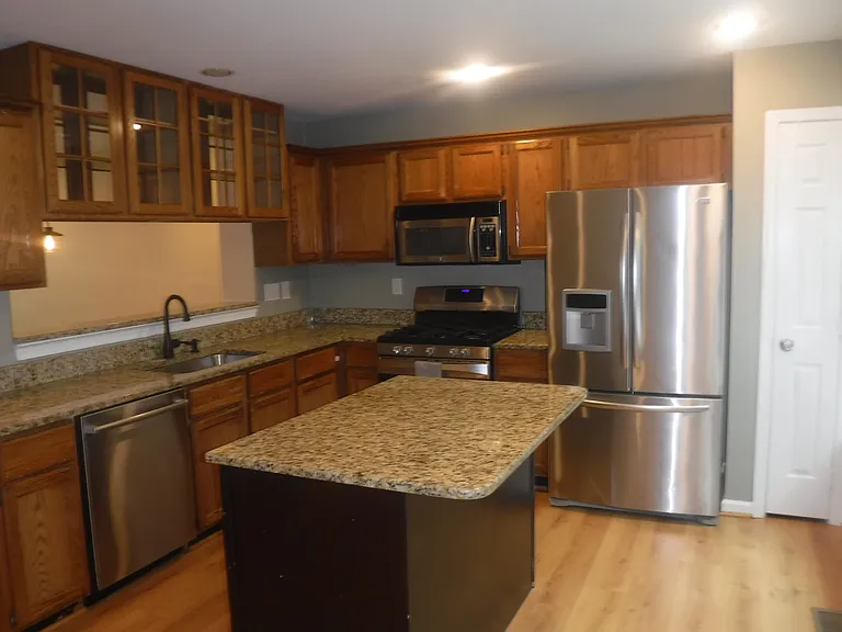 Kitchen-Main Level