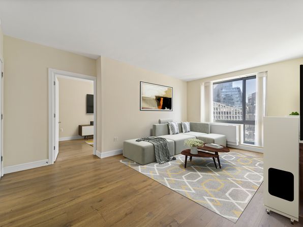 25-21 43rd Ave #701