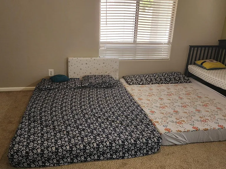 743 W Oxford Ln — Photo 22