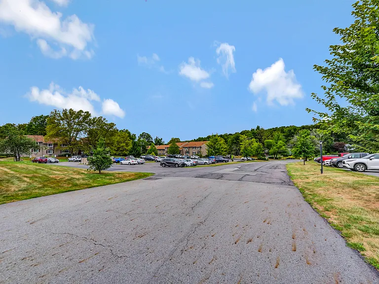 Applewood Acres — Photo 9