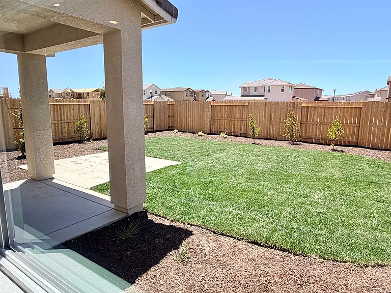 8371 Valpane Way — Photo 30