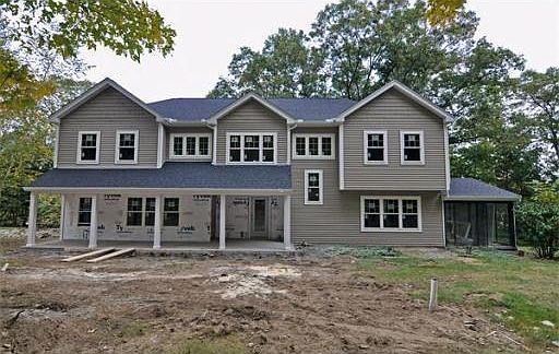 2nd image of 189 Woodland St