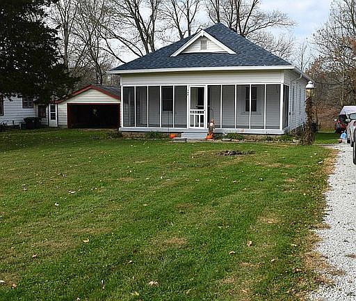 2nd image of 706 N Main St