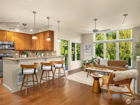 150 102nd Avenue SE #306, Bellevue, WA 98004