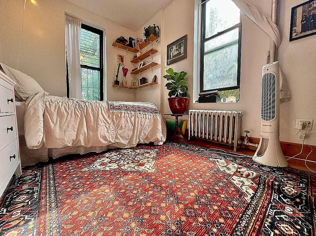 788 Park Place — Photo 1