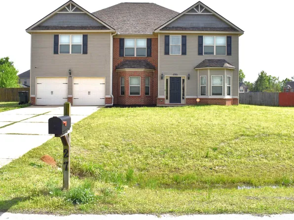 27 Willow Oak Ln, Fort Mitchell, AL 36856