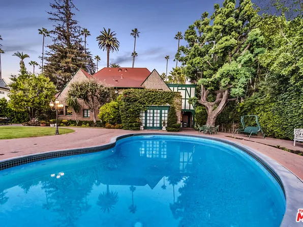 805 N Bedford Dr, Beverly Hills, CA 90210