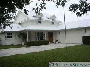 8007 SE Coconut St, Hobe Sound, FL 33455