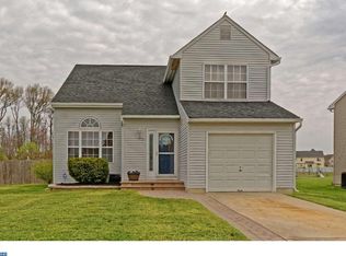 21 Tupelo Ct, Sicklerville, NJ 08081
