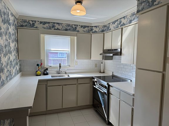 3rd image of 34 Main St #1
